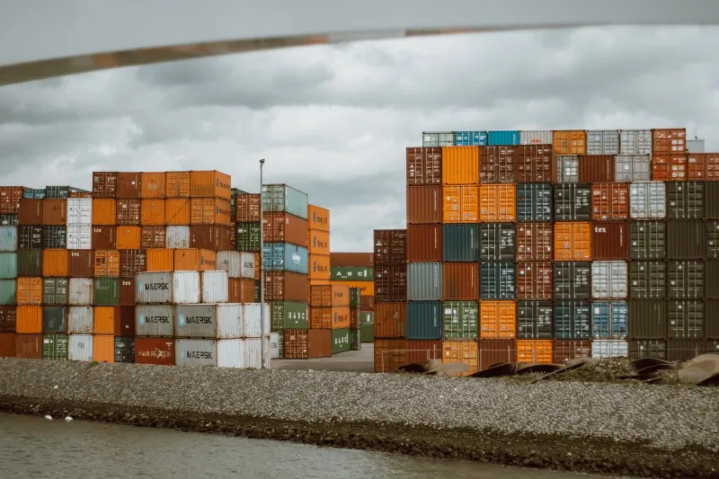 Staging Before Shipping: How Cross-Docking in Vietnam Can Shrink Your US Delivery Timeline
