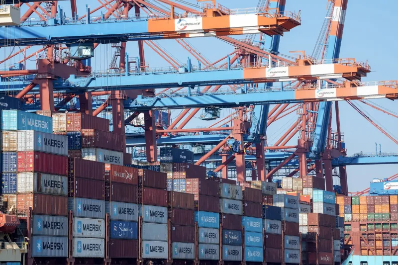 One Order, Too Many Hands: The Real Price US Importers Pay for Splitting Vietnam Freight Across Carriers
